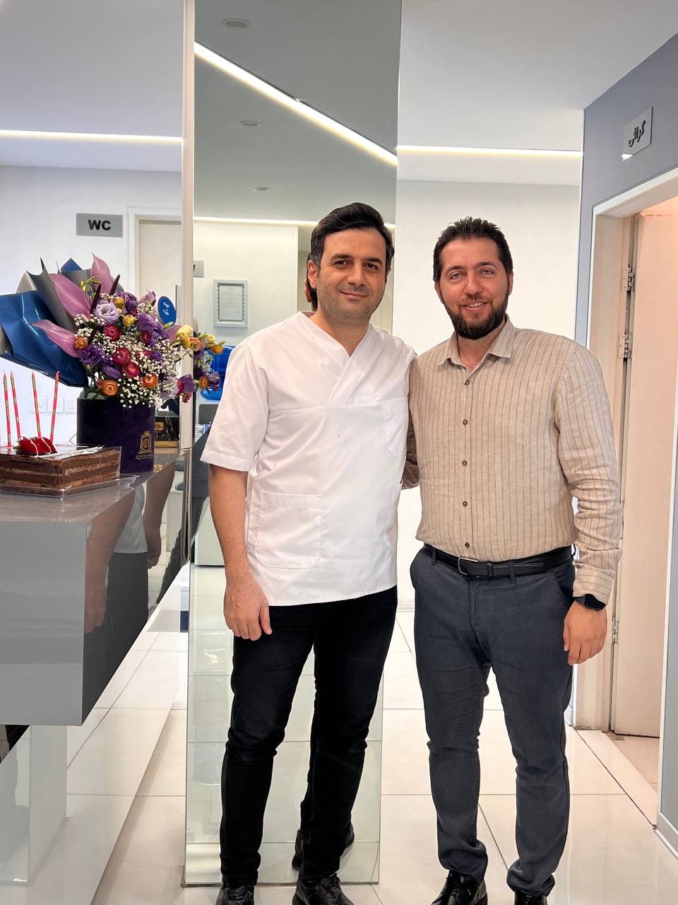 عکس مدیر مطب دندانپزشکی